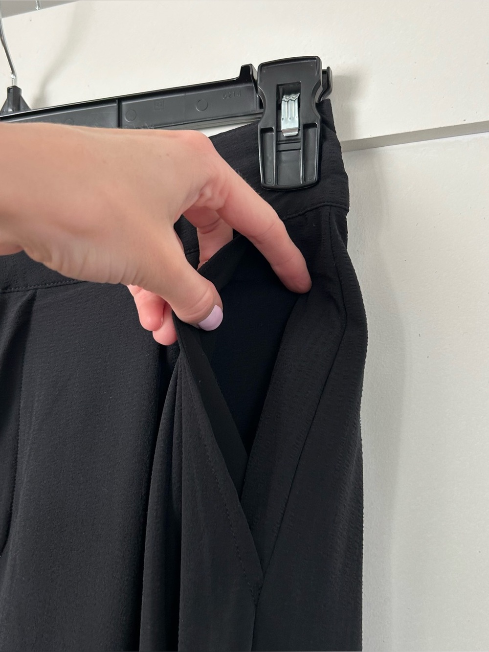 Alo Yoga High-Waist Dreamscape Trouser Black - Picture 7 of 12
